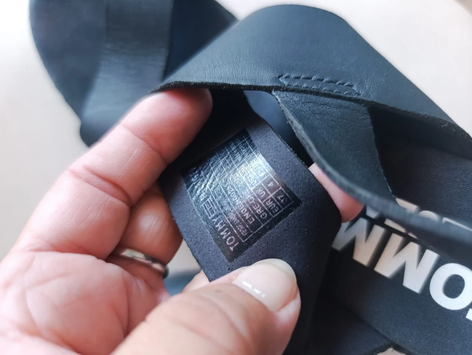 Sandales Tommy Hilfiger en cuir neuves taille 37 – photo 11